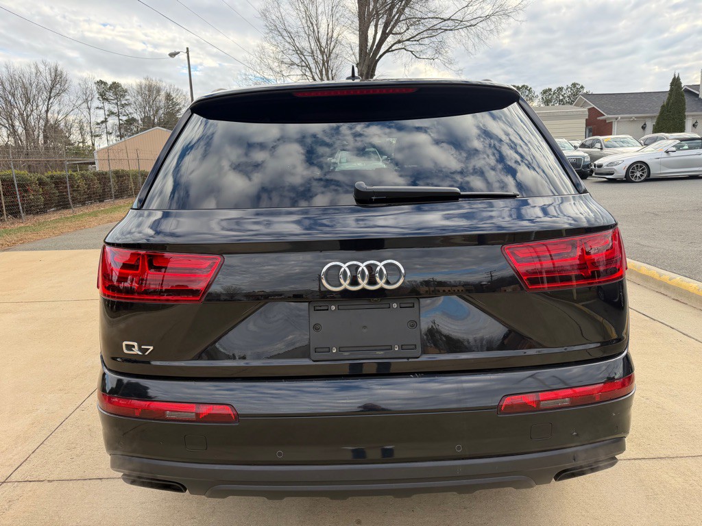 2019 Audi Q7 Image 6