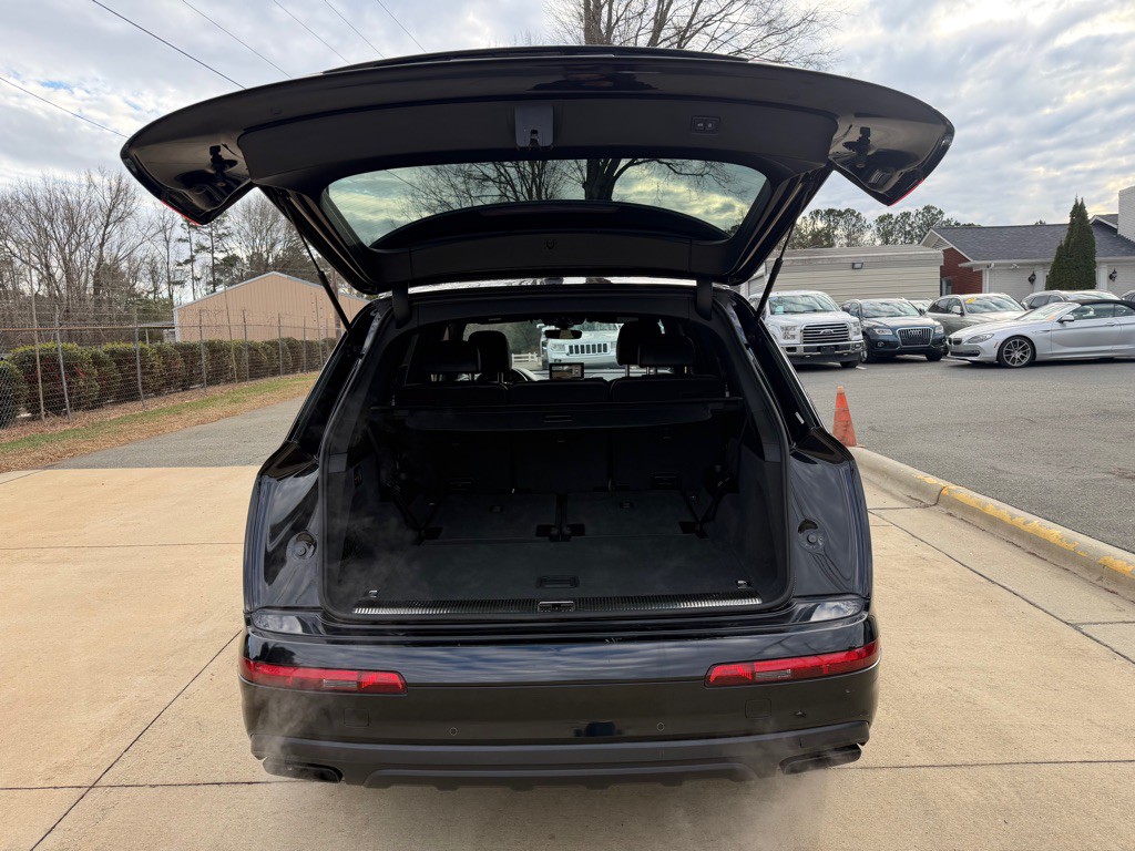 2019 Audi Q7 Image 8