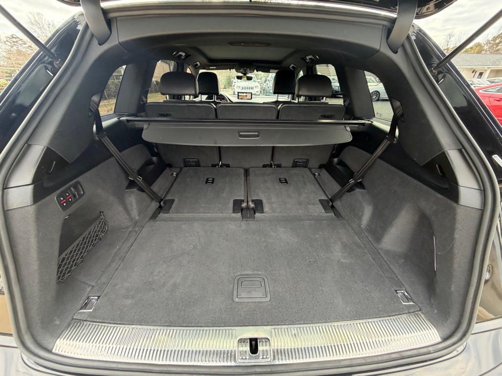 2019 Audi Q7 Image 9