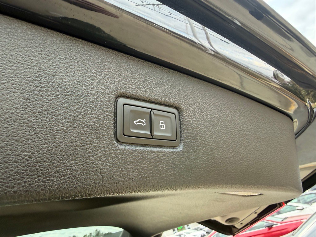 2019 Audi Q7 Image 11