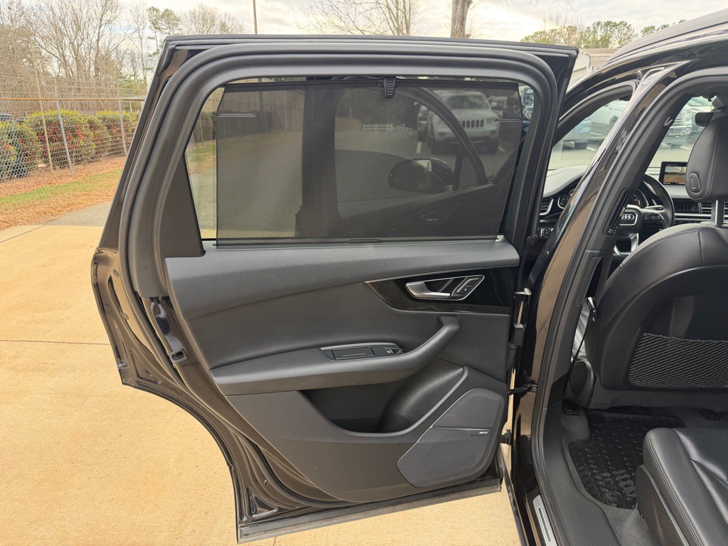 2019 Audi Q7 Image 13