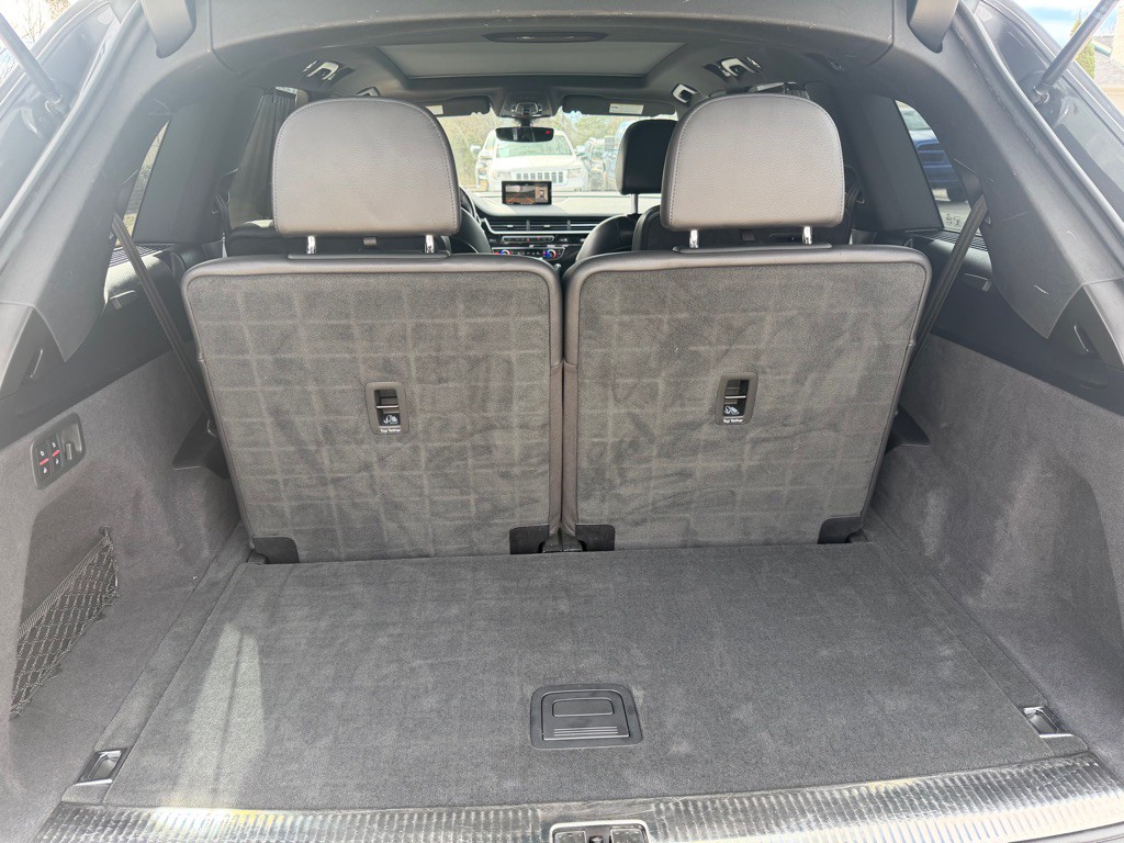 2018 Audi Q7 Image 11