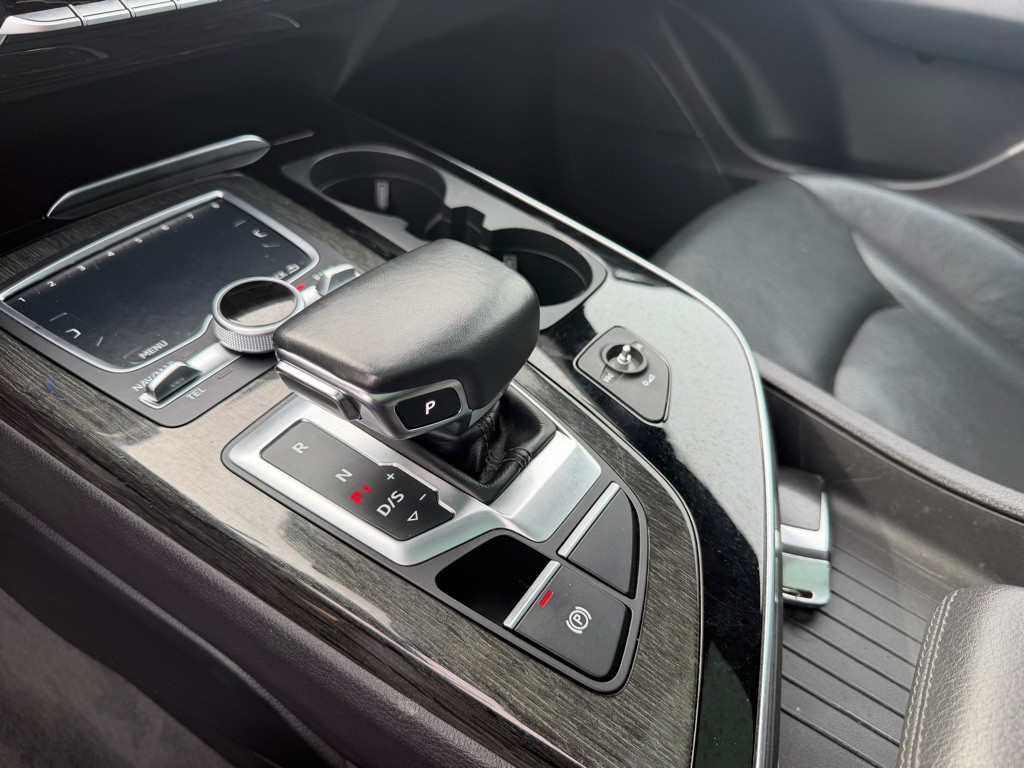 2018 Audi Q7 Image 28