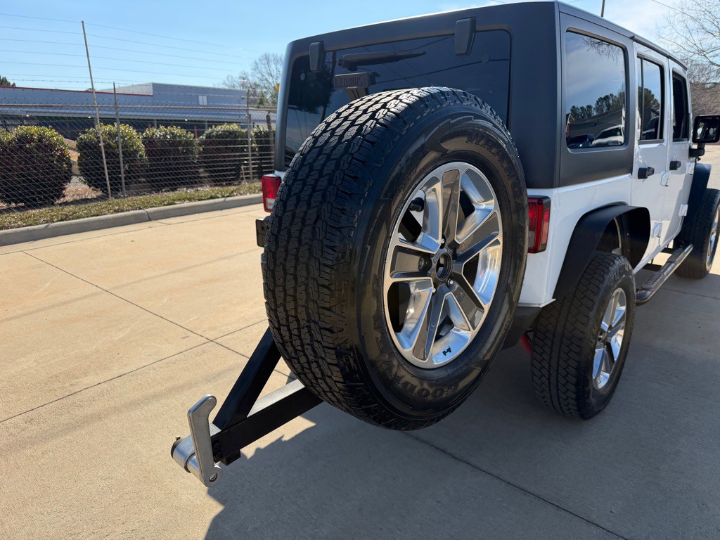 2017 Jeep Wrangler Unlimited Image 8