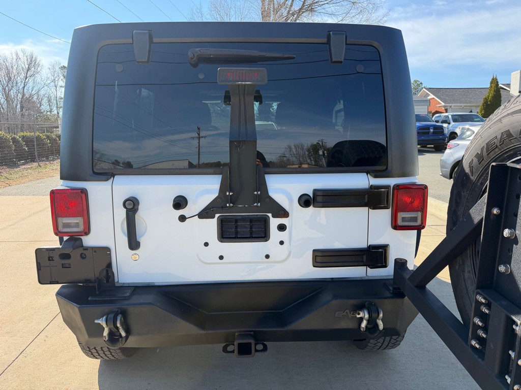 2017 Jeep Wrangler Unlimited Image 9