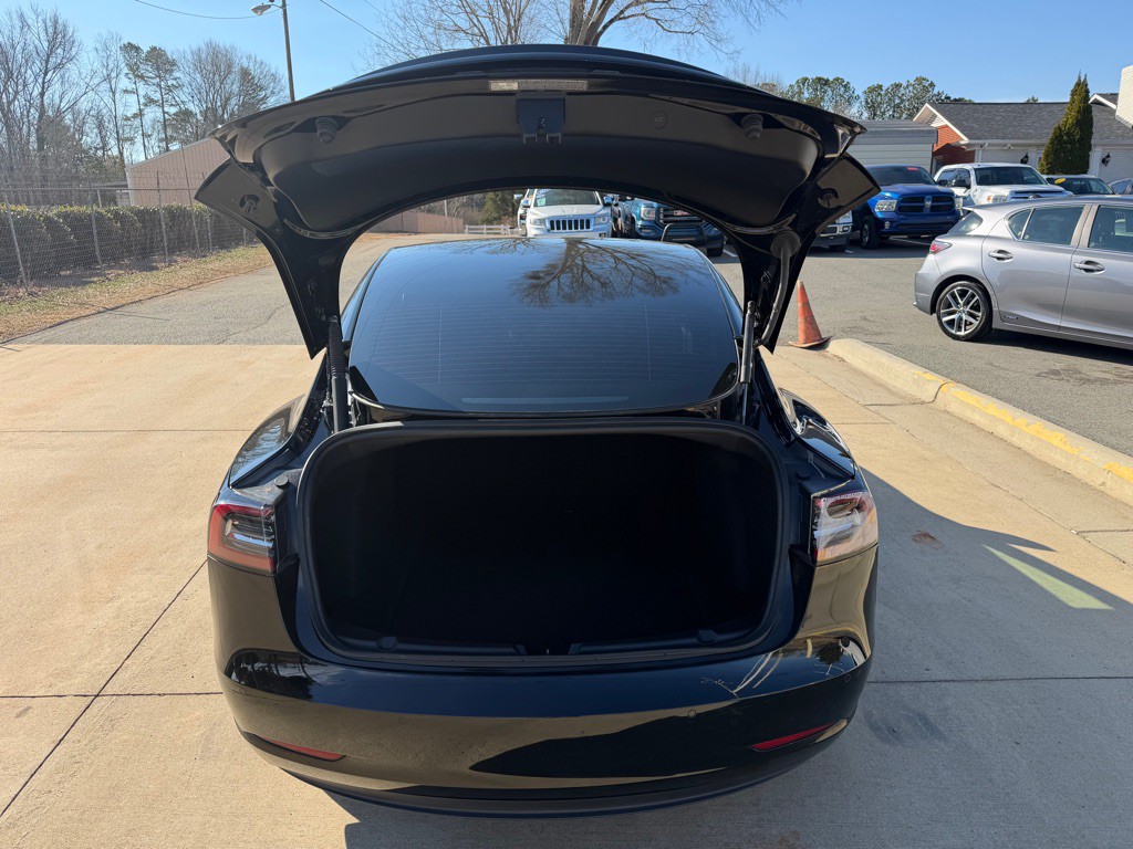 2021 Tesla Model 3 Image 8