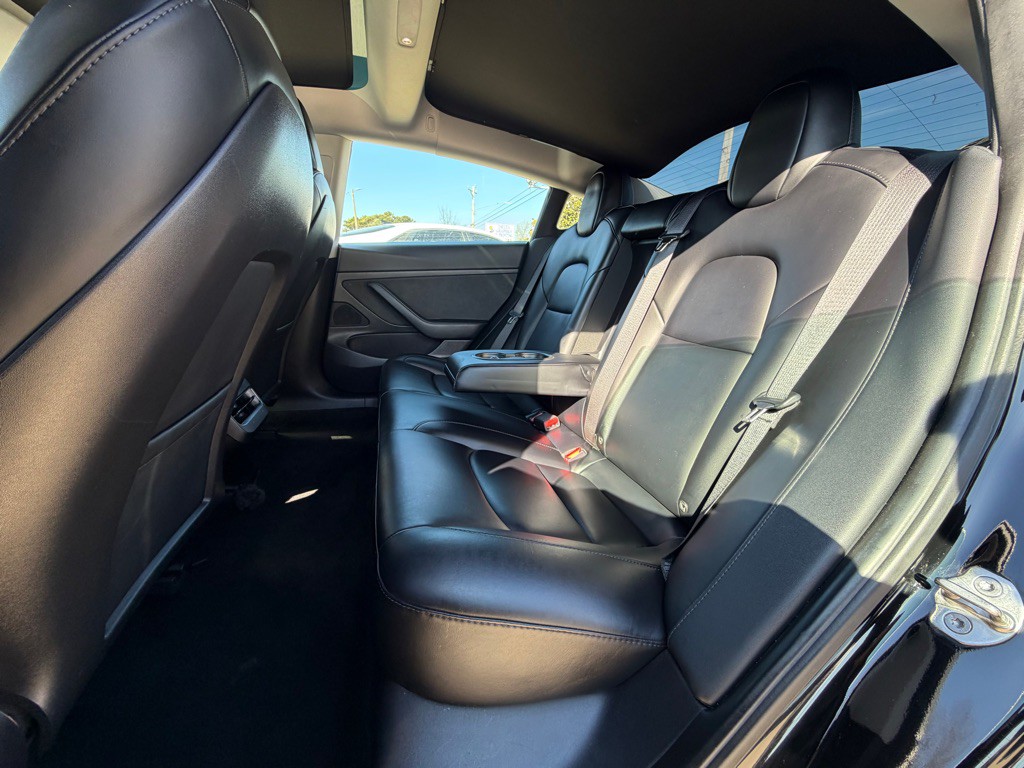 2021 Tesla Model 3 Image 12