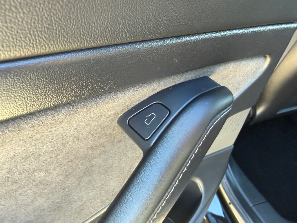 2021 Tesla Model 3 Image 13