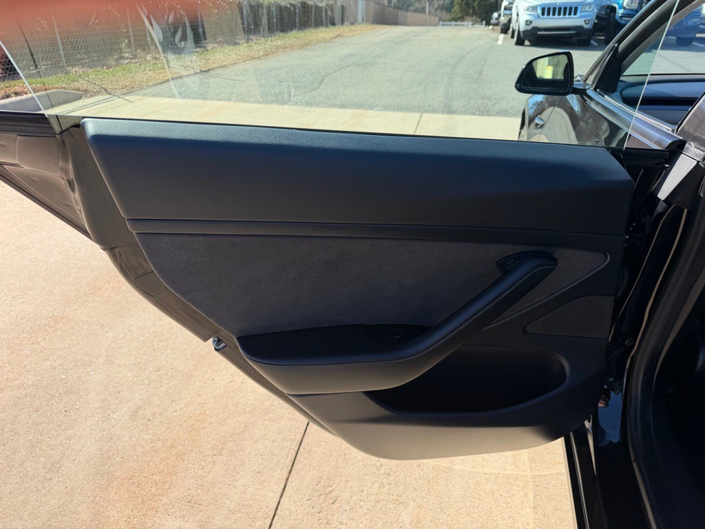 2021 Tesla Model 3 Image 14