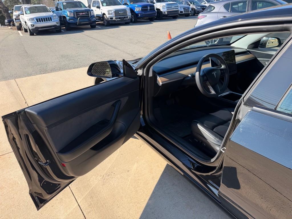 2021 Tesla Model 3 Image 15