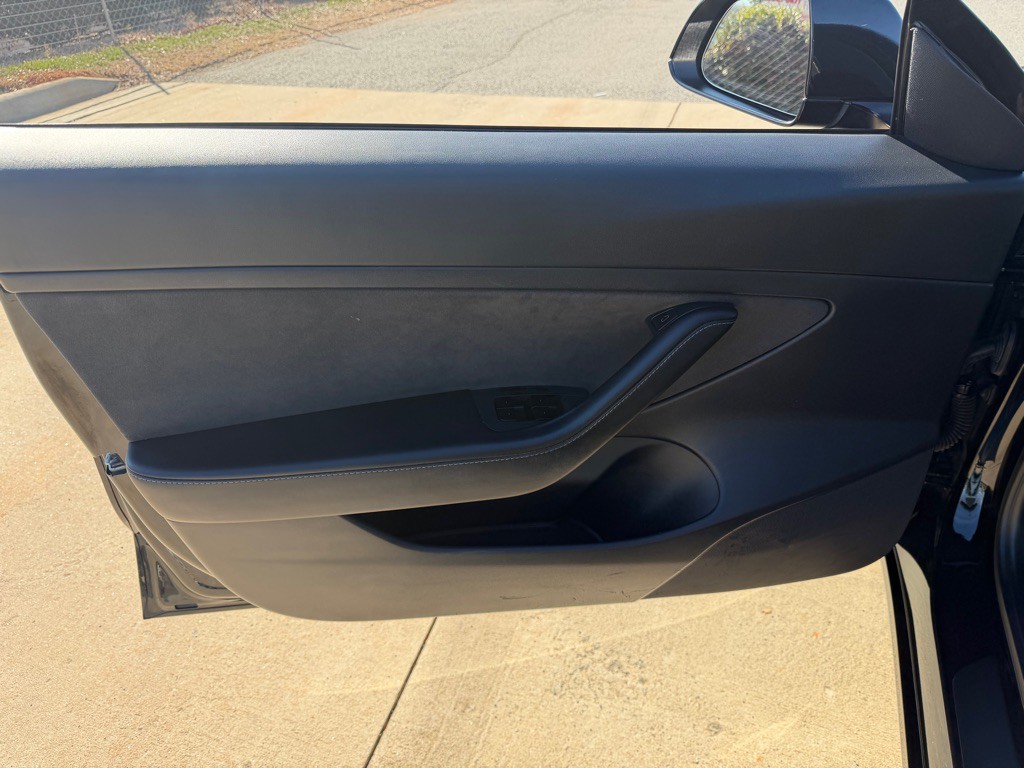 2021 Tesla Model 3 Image 16