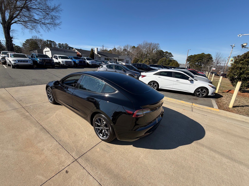 2021 Tesla Model 3 Image 26