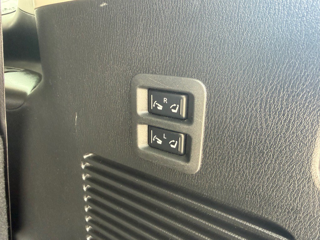 2020 INFINITI QX80 Image 9