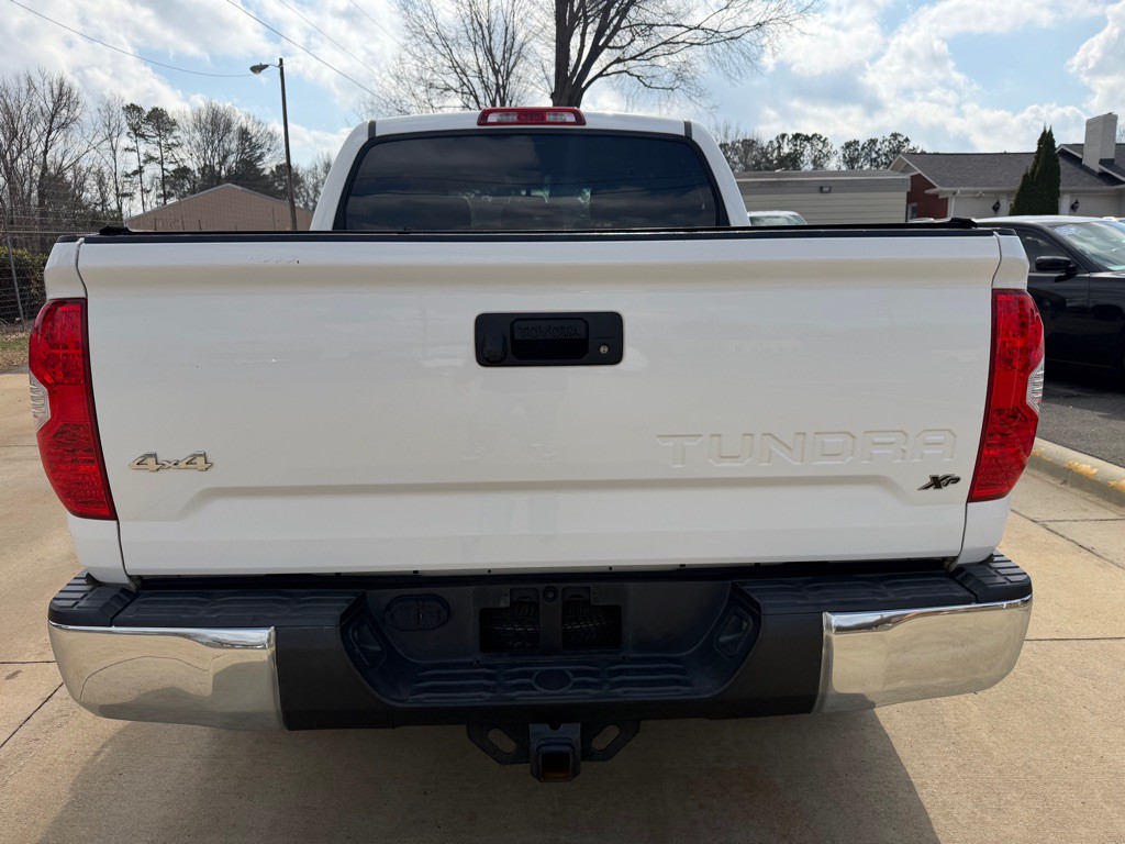 2016 Toyota Tundra Image 6