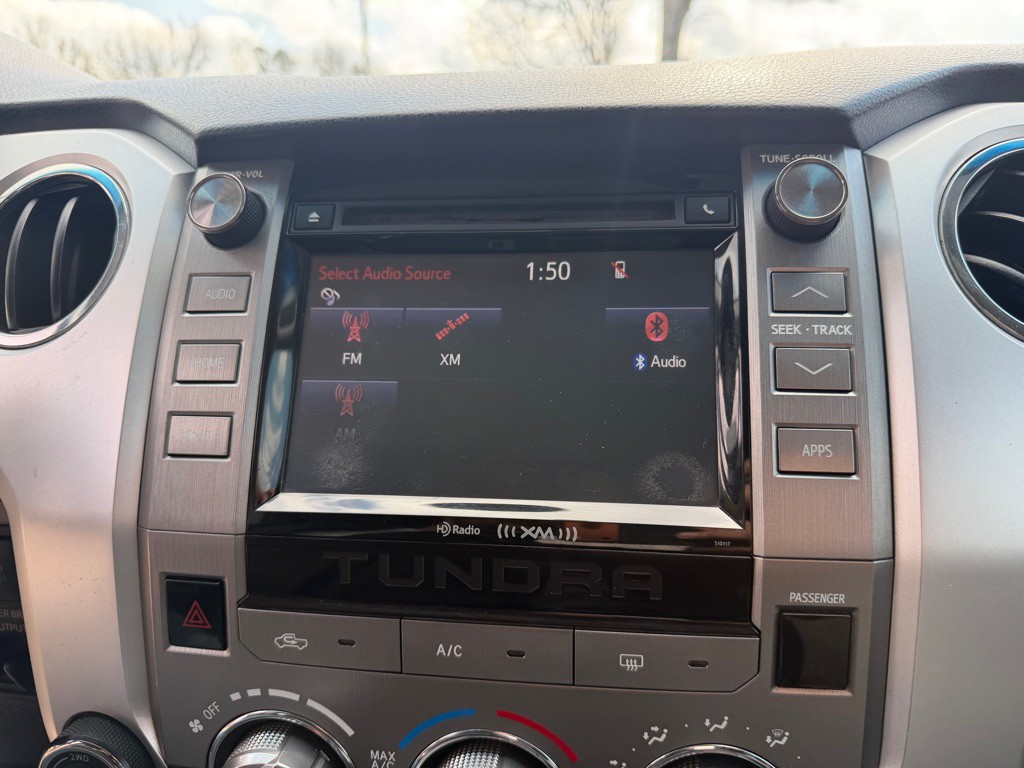 2016 Toyota Tundra Image 17