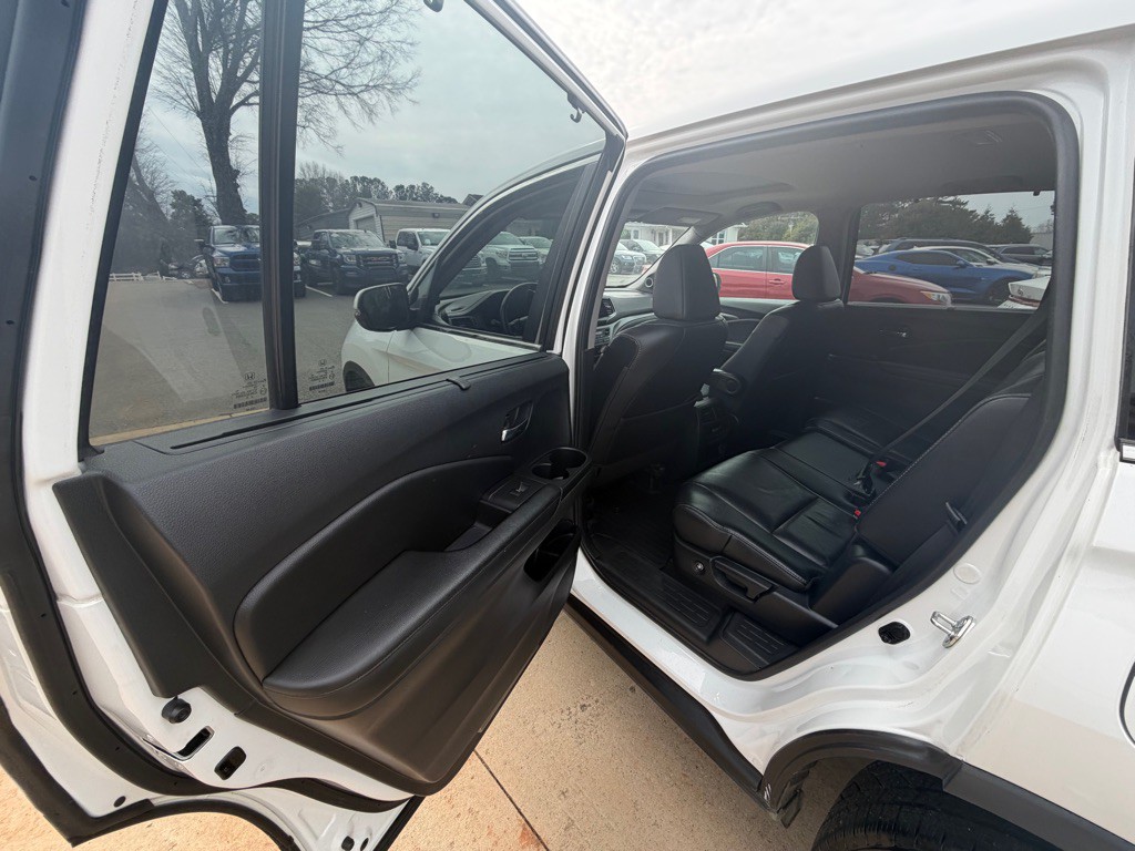 2021 Honda Pilot Image 13