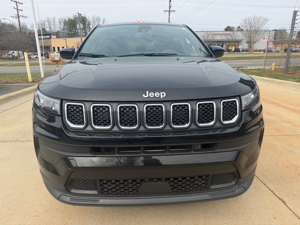 2023 Jeep Compass Image 2