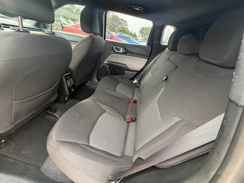 2023 Jeep Compass Image 7