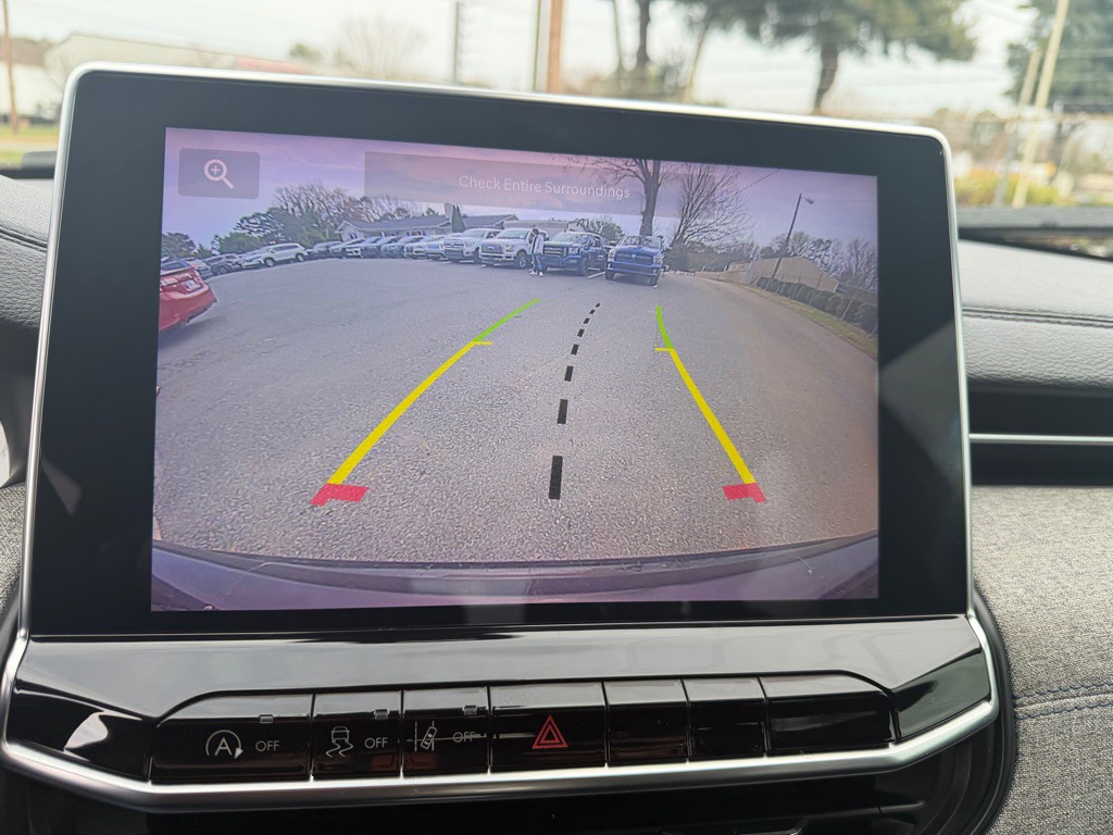 2023 Jeep Compass Image 21