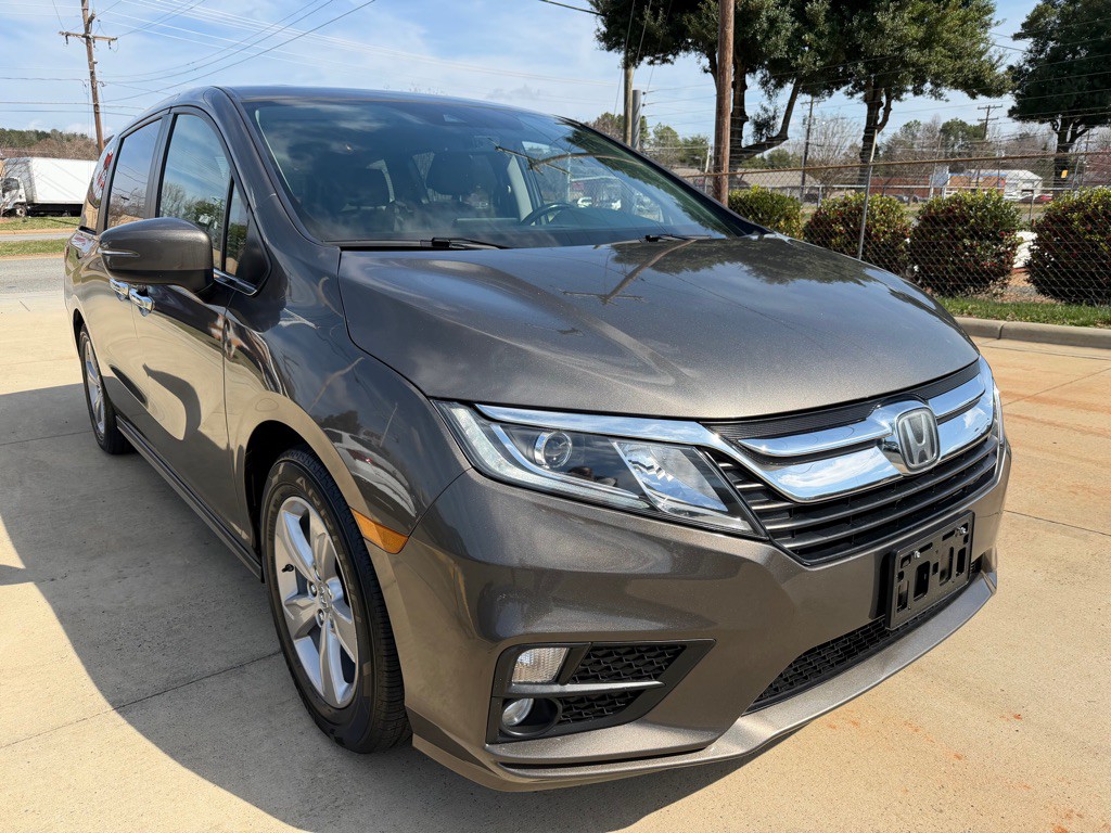 2020 Honda Odyssey Image 1
