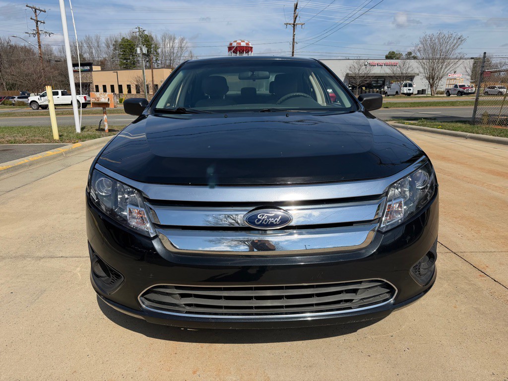 2012 Ford Fusion Image 2