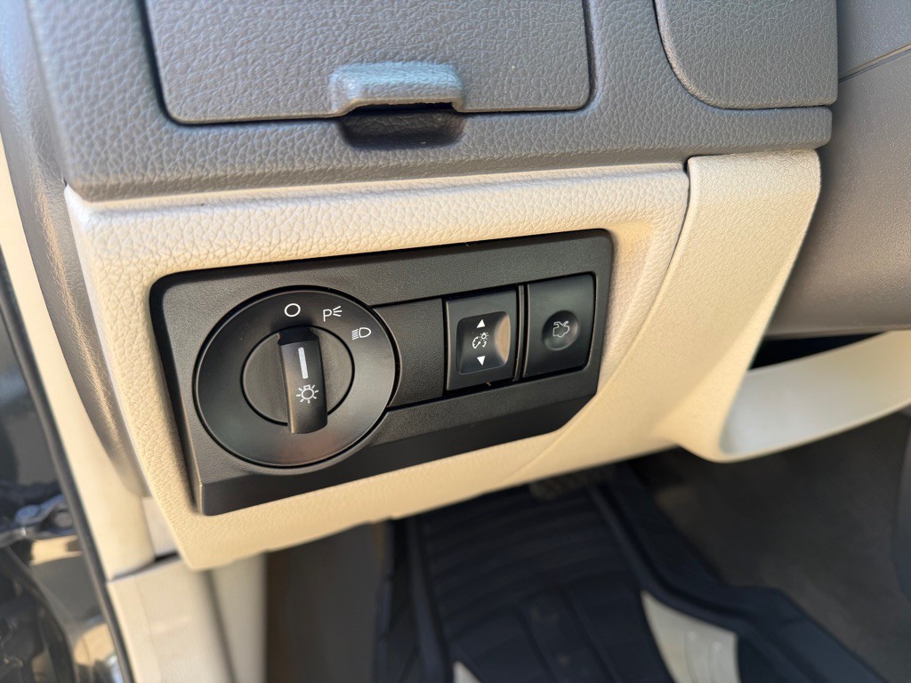 2012 Ford Fusion Image 11