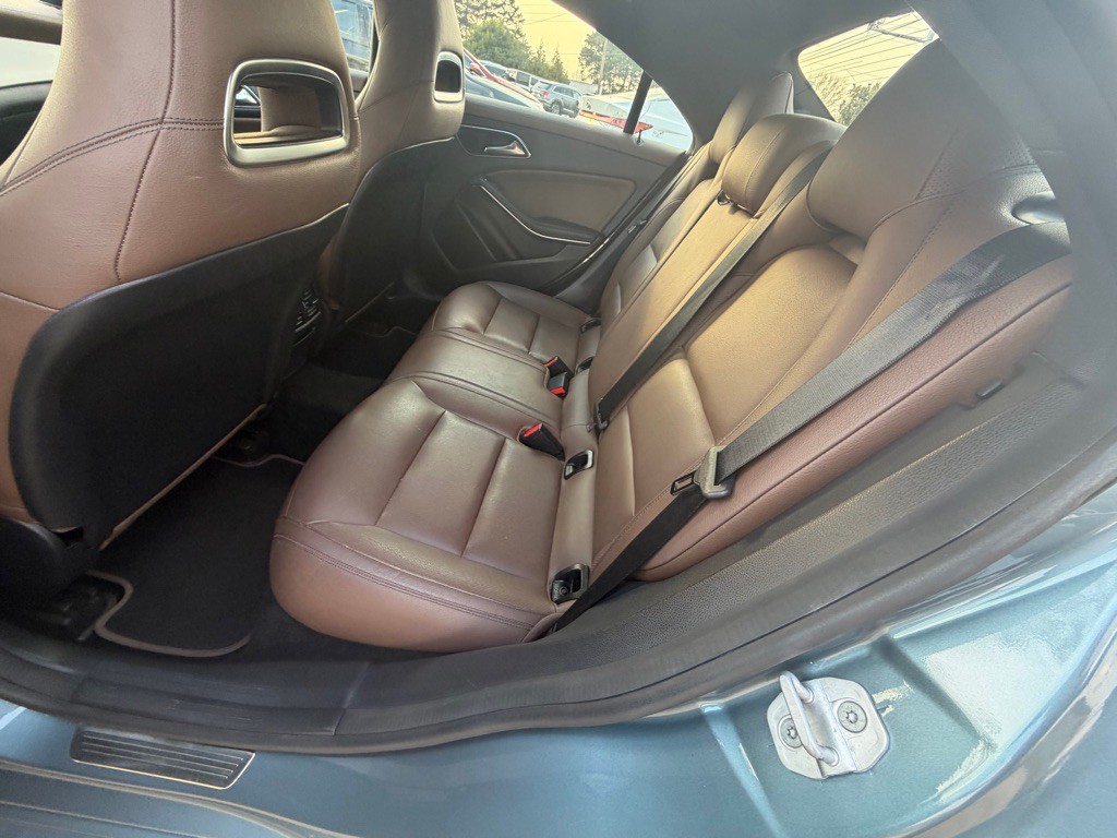 2014 Mercedes-Benz CLA-Class Image 9