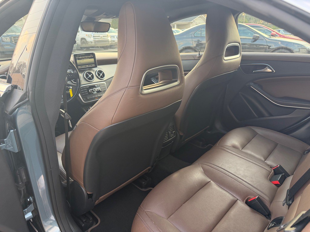 2014 Mercedes-Benz CLA-Class Image 10