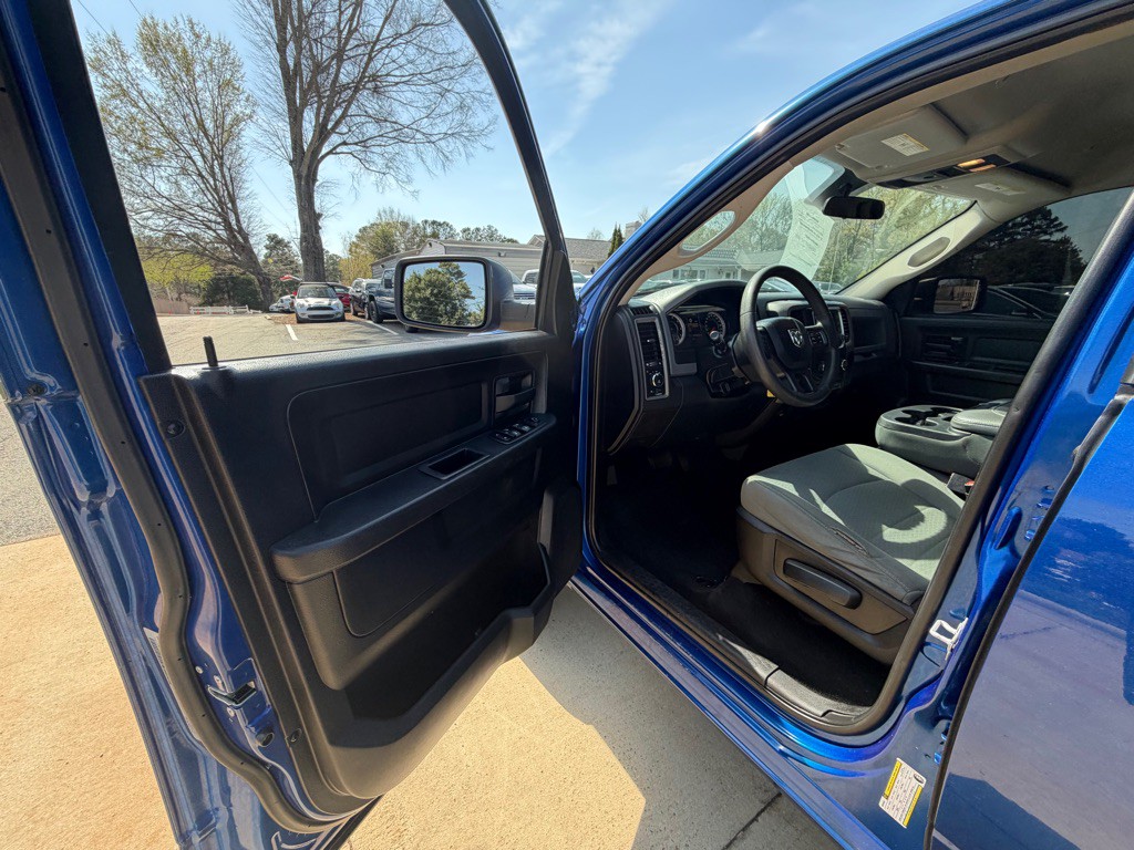 2019 RAM 1500 Image 10