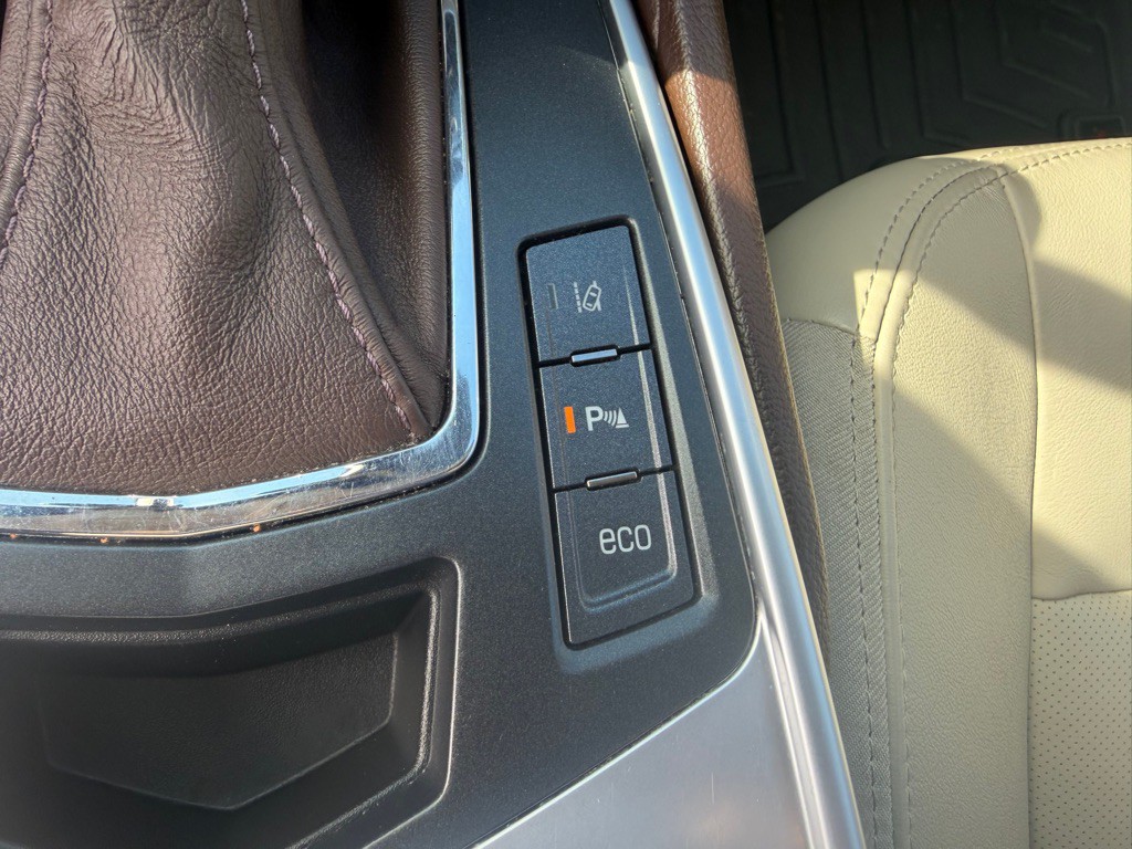 2014 Cadillac SRX Image 25