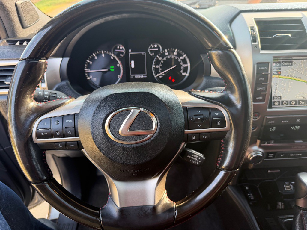 2021 Lexus GX Image 20