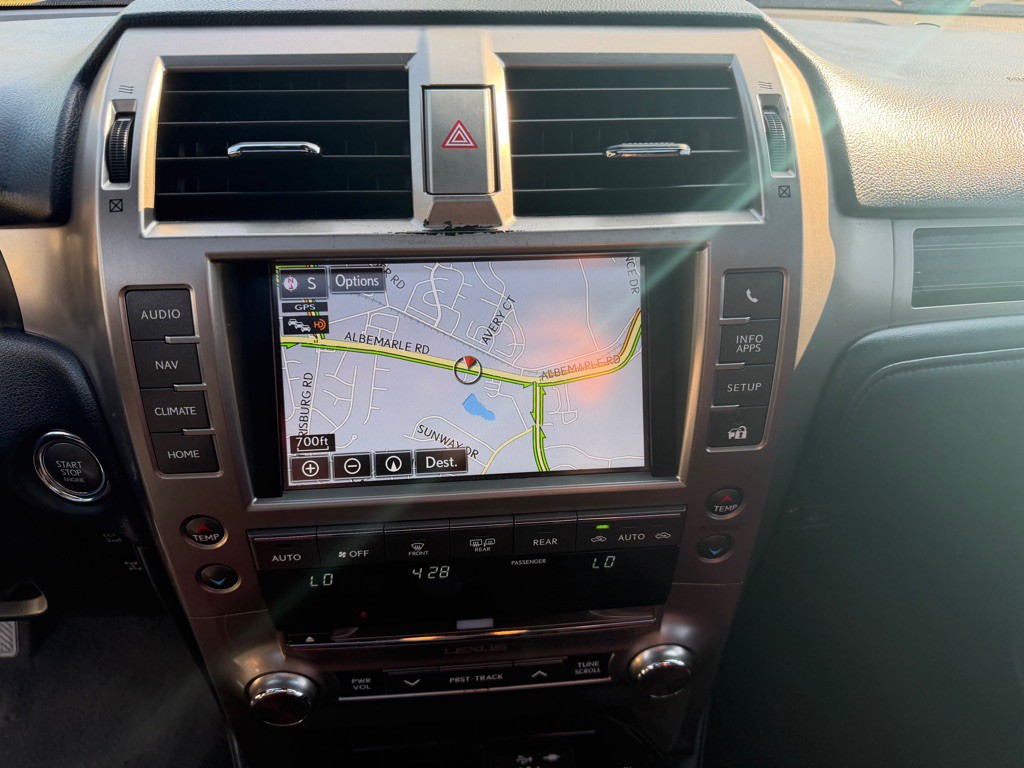 2021 Lexus GX Image 22