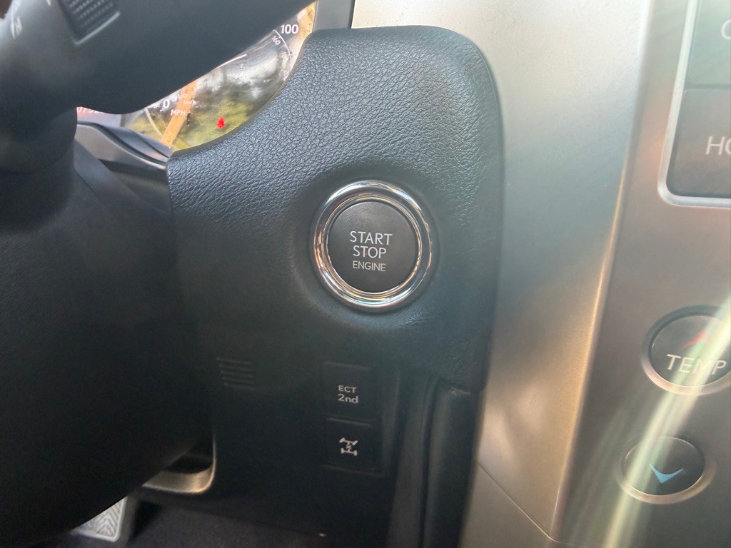2021 Lexus GX Image 23