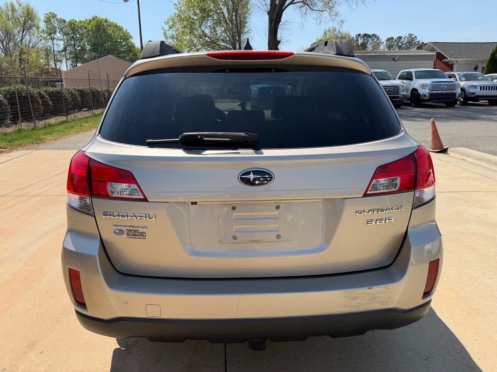 2014 Subaru Outback Image 29
