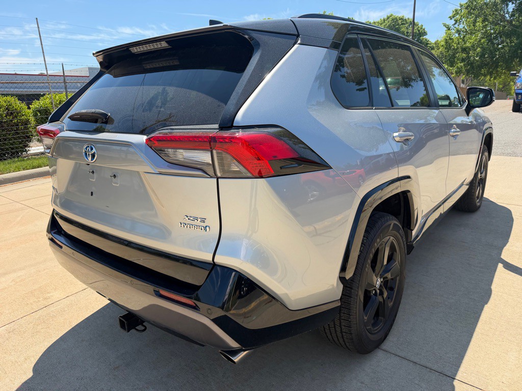 2020 Toyota Rav4 Image 4