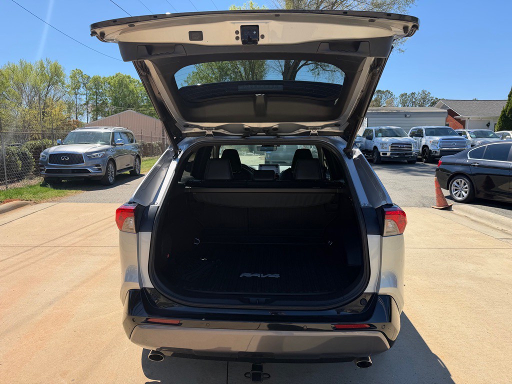 2020 Toyota Rav4 Image 7