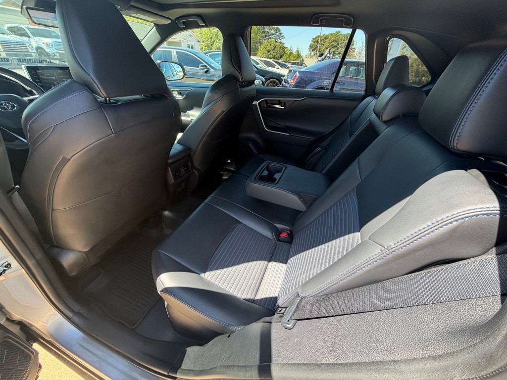 2020 Toyota Rav4 Image 12