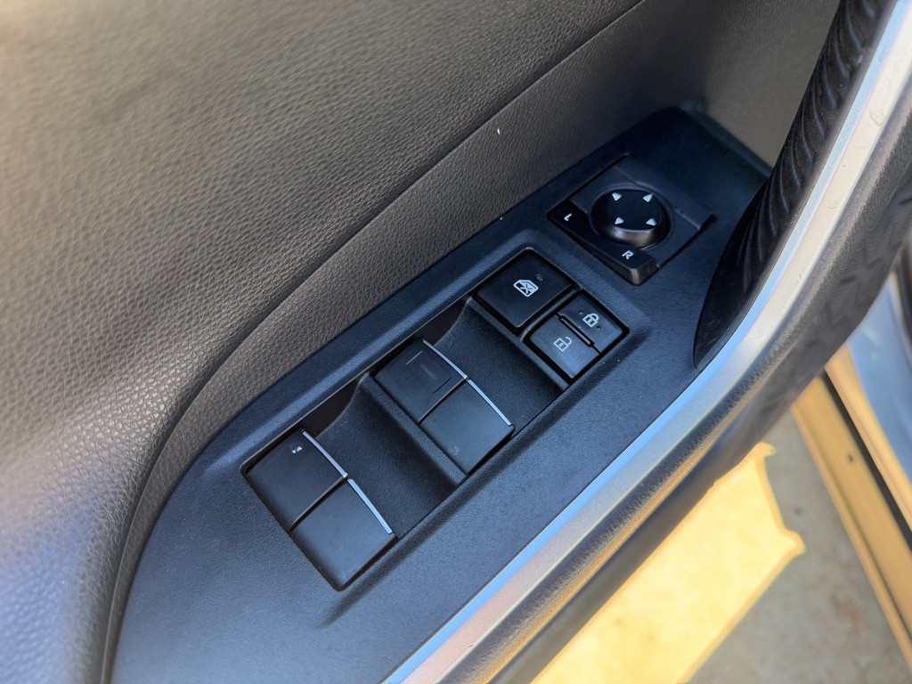 2020 Toyota Rav4 Image 16