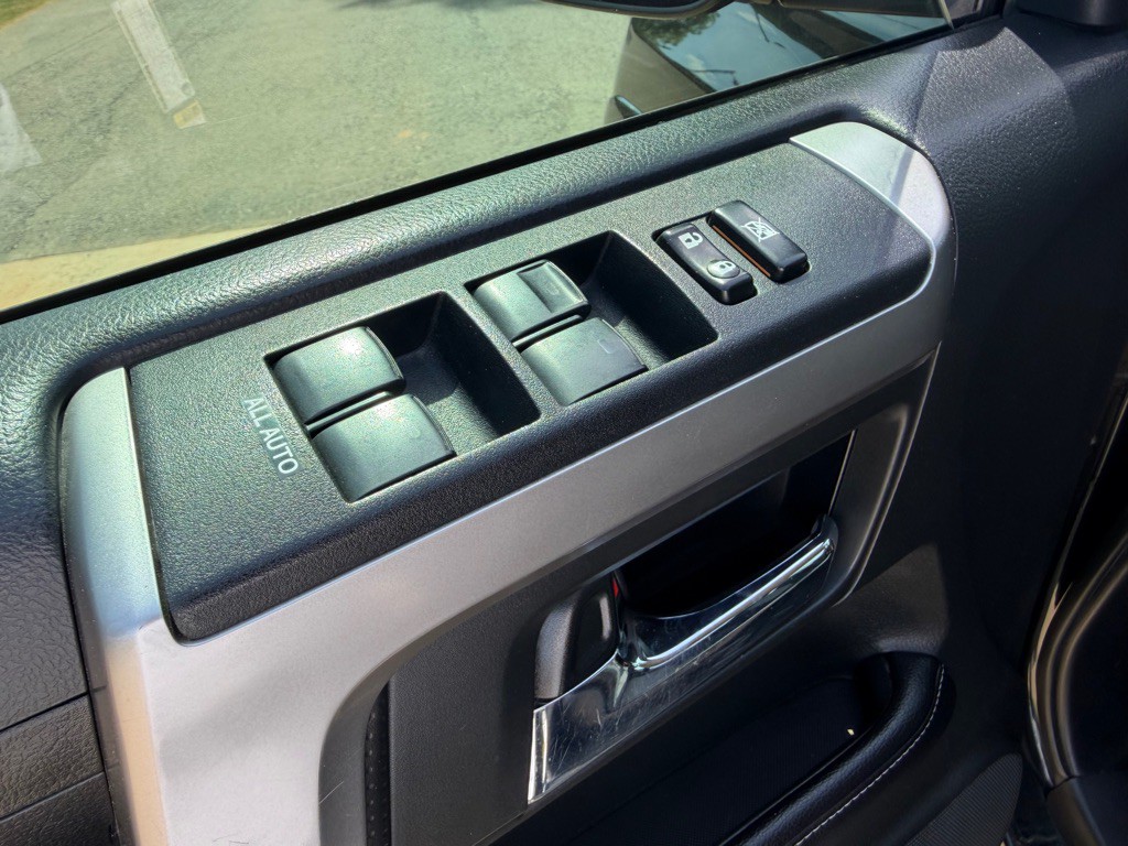 2017 Toyota 4Runner Image 13