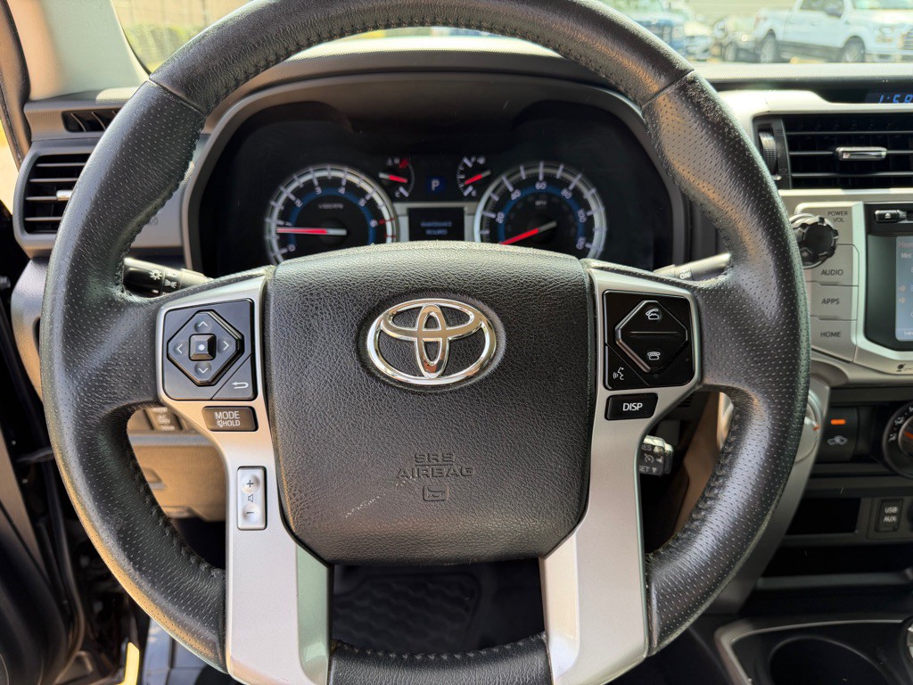 2017 Toyota 4Runner Image 16