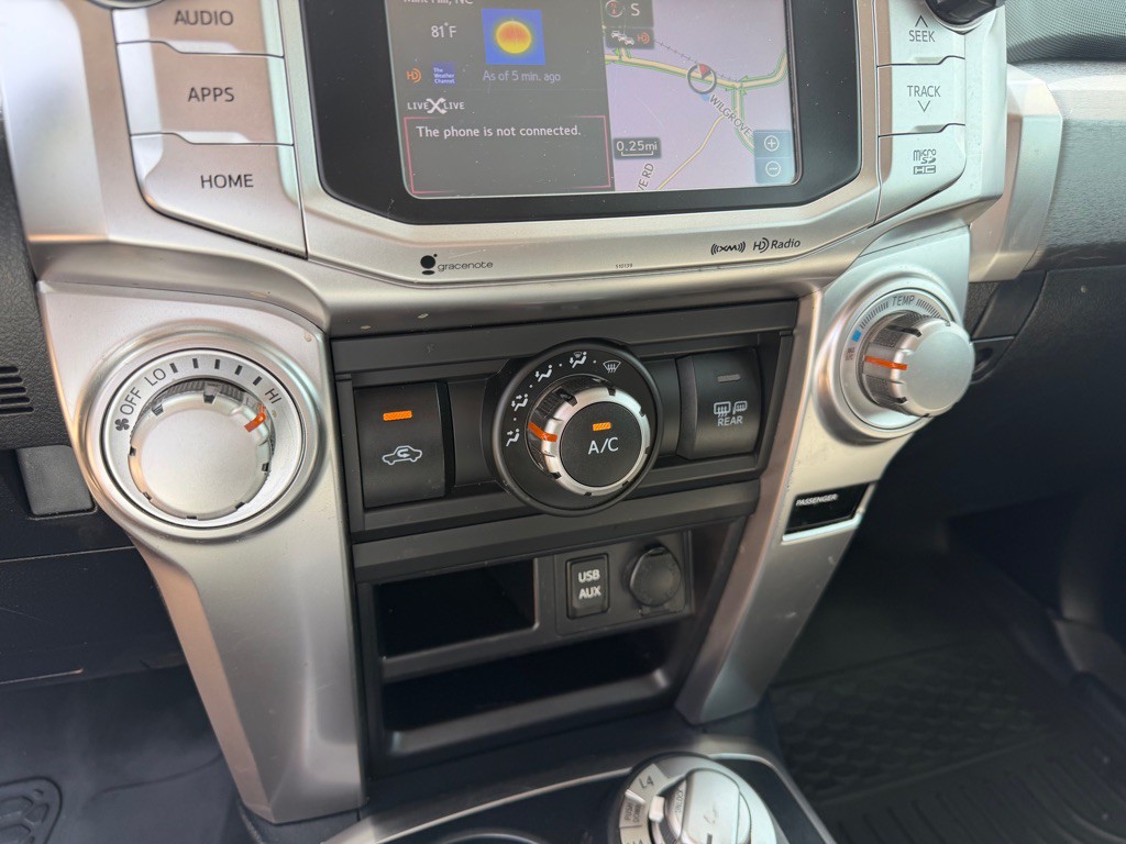 2017 Toyota 4Runner Image 19