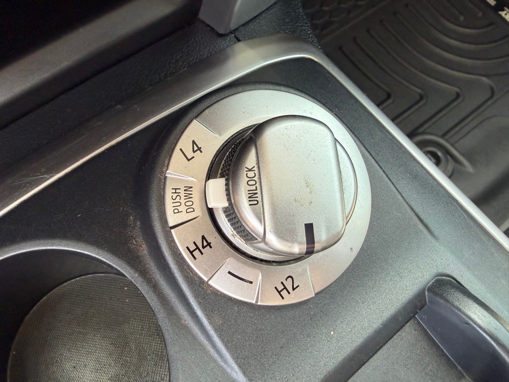 2017 Toyota 4Runner Image 20