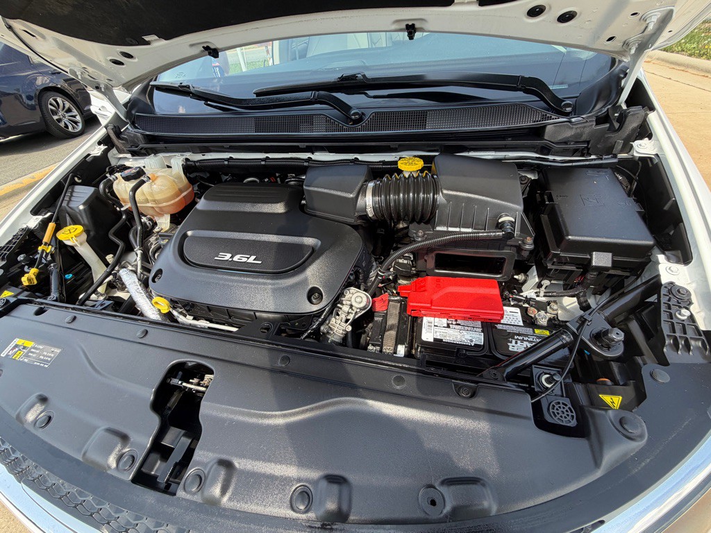 2017 Chrysler Pacifica Image 29