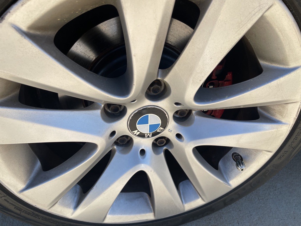 2011 BMW 3 Series Image 9