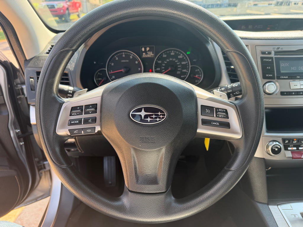 2014 Subaru Outback Image 12