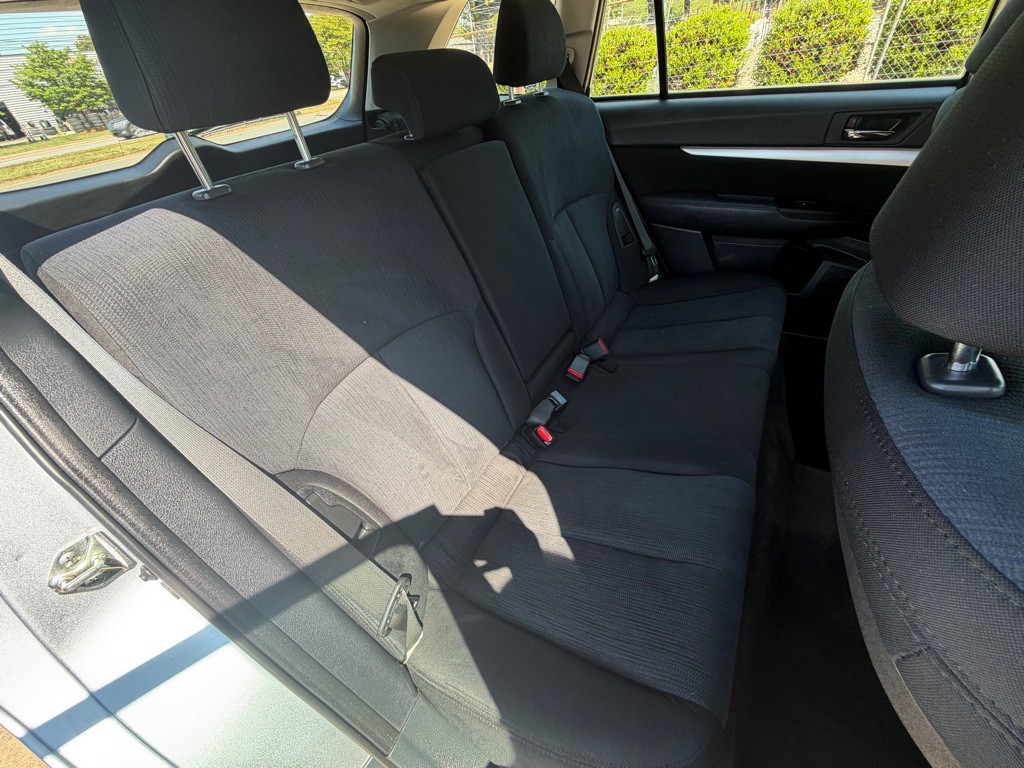 2014 Subaru Outback Image 19