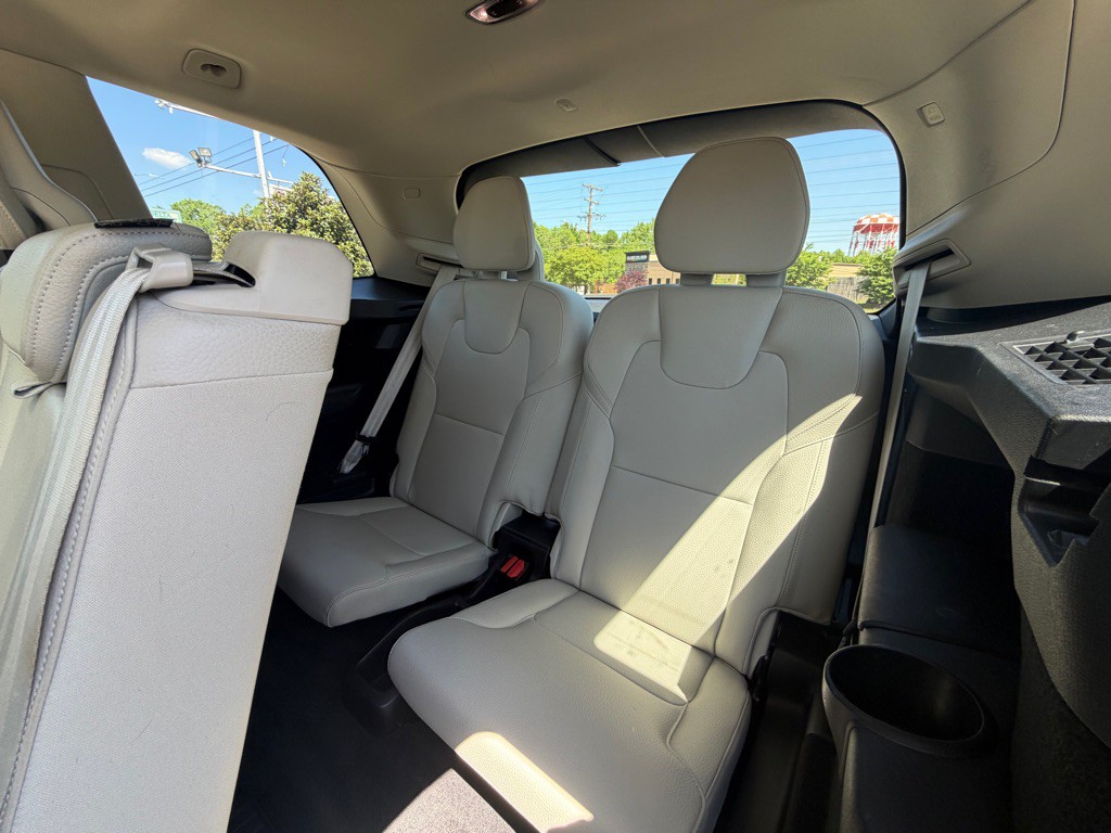 2019 Volvo XC90 Image 12