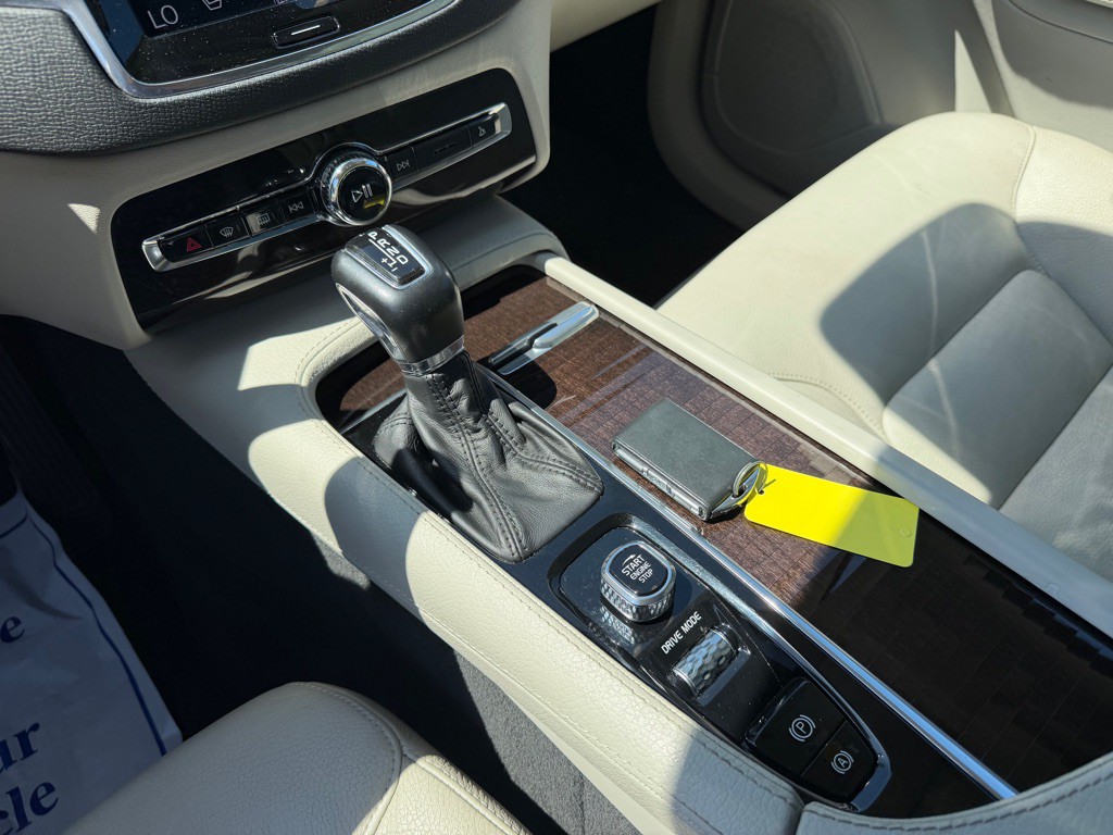 2019 Volvo XC90 Image 23