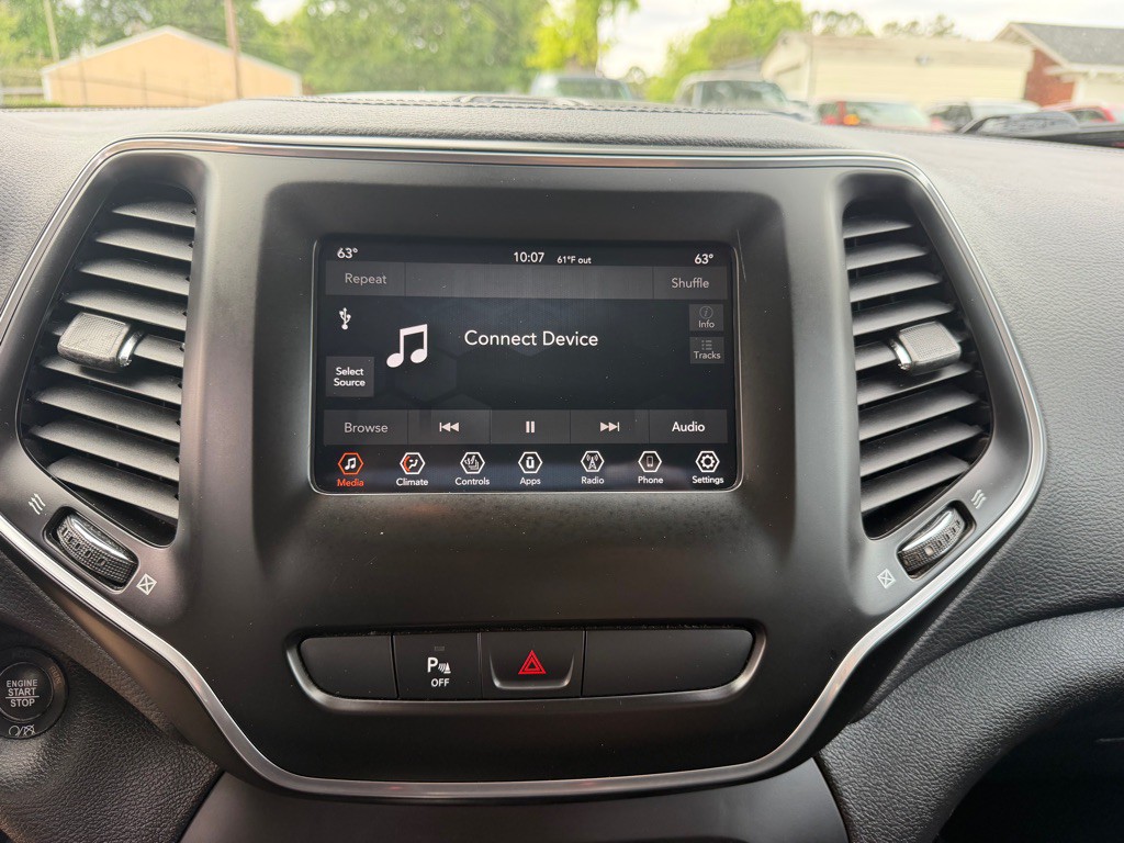 2020 Jeep Cherokee Image 23