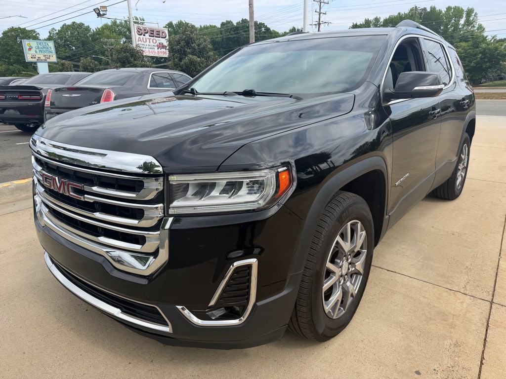 2020 GMC Acadia Image 3